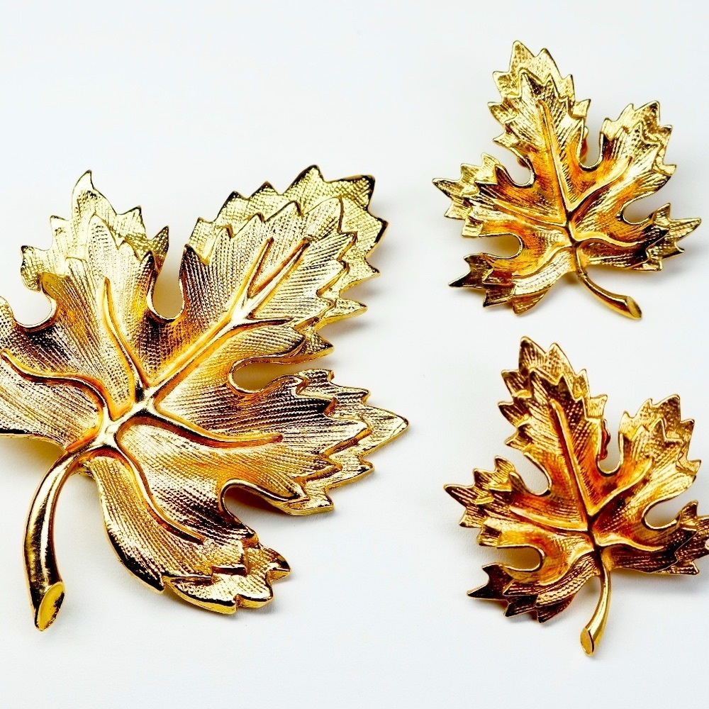 🍁 VINTAGE GLITTERING GOLD MAPLE LEAF PARURE 🍂